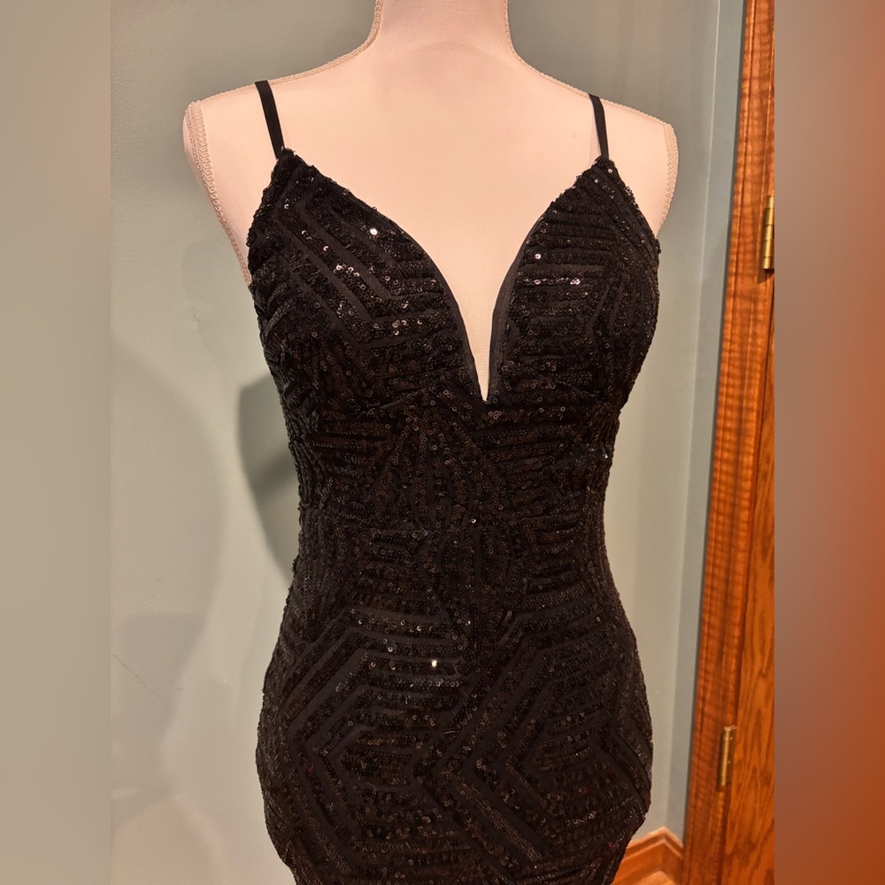 Windsor Black Sequin Dress small